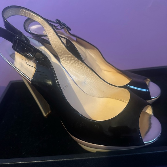 Christian Louboutin Black and Tan Peep Toe Slingback Heels - Picture 2 of 10